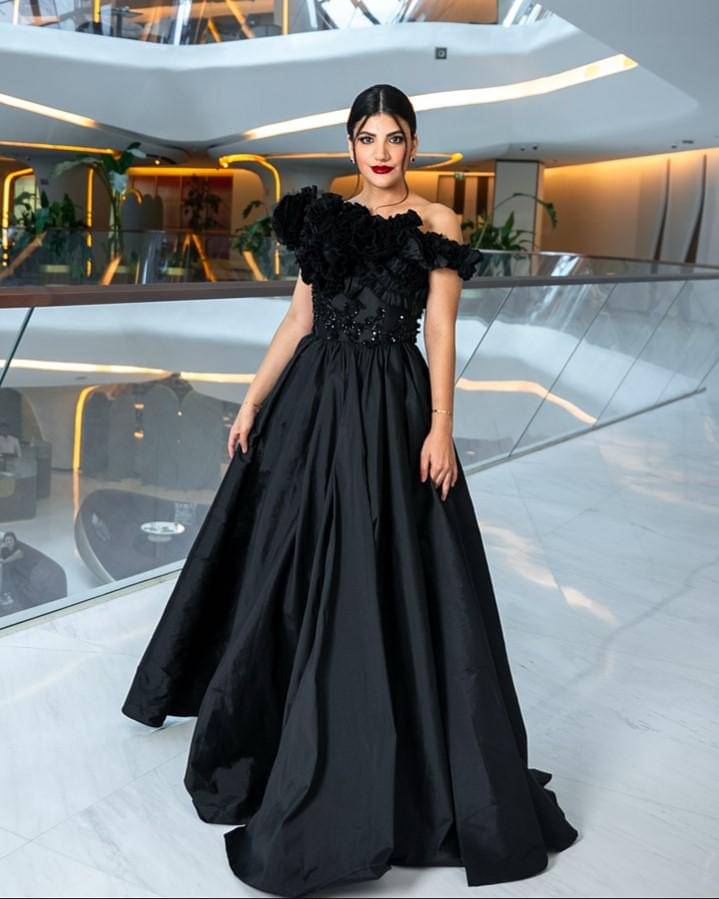 potret Mariam Mohamed, Miss Universe Uni Emirat Arab 2025 (instagram.com/mimim7md1)