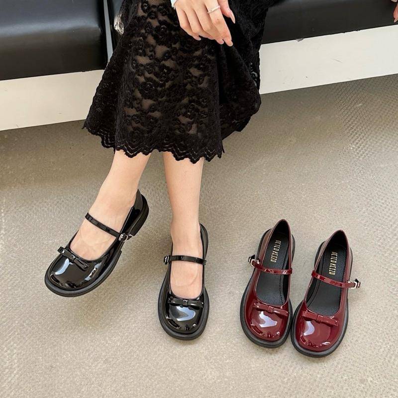 Peter Keiza Sepatu Mary Jane (shopee.co.id/PETER KEIZA Official)