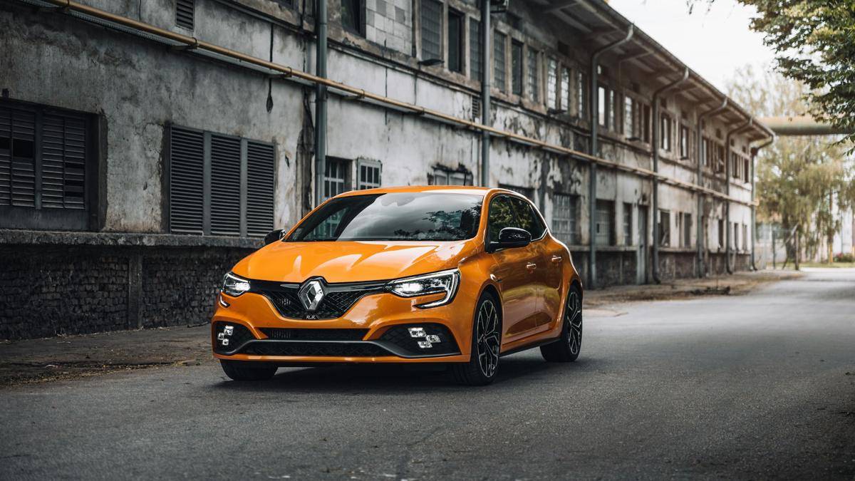 Renault. (unsplash.com/martinkatler)