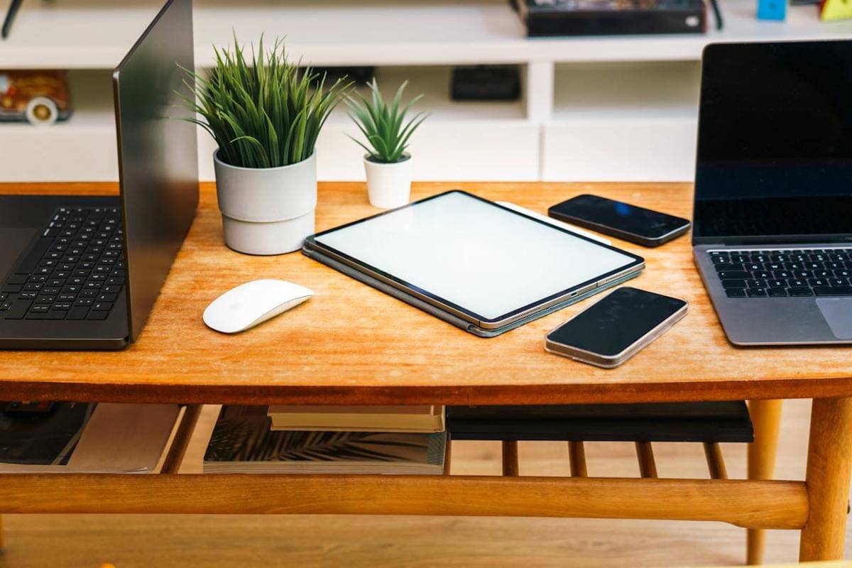 ilustrasi gadget