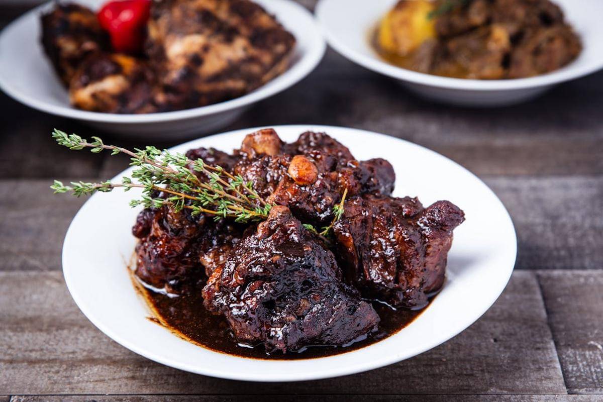 ilustrasi daging masak hitam