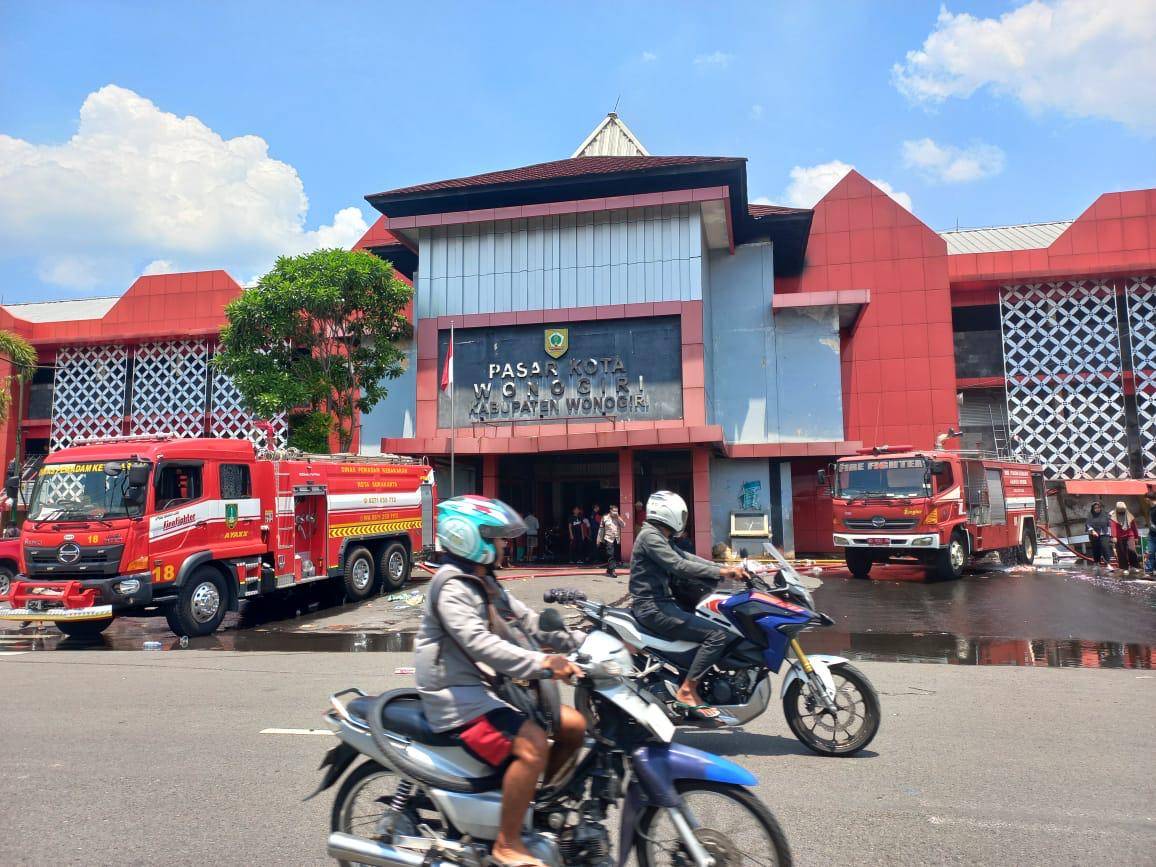 Pasar_Wonogiri.jpeg