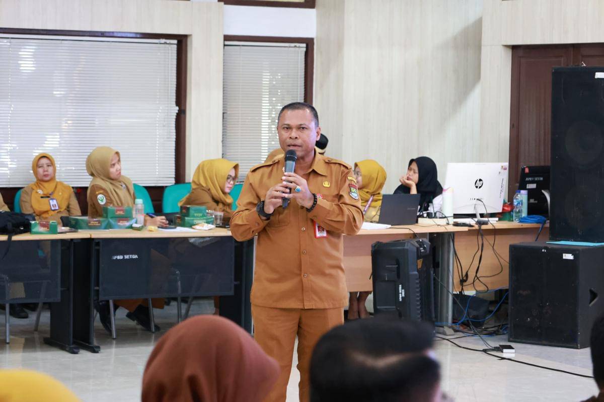 Kadinkes Kabupaten Tangerang, Hendra Tarmizi