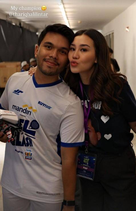 Artis Nonton Padel Clash (instagram.com/aaliyah.massaid)