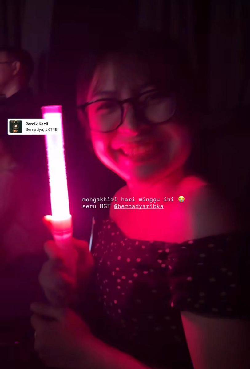 Bernadya Ribka nonton ke Teater JKT48