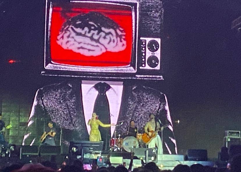 potret Superman Is Dead di Synchronize Festival 2025 hari ketiga, Minggu (5/10/2025)