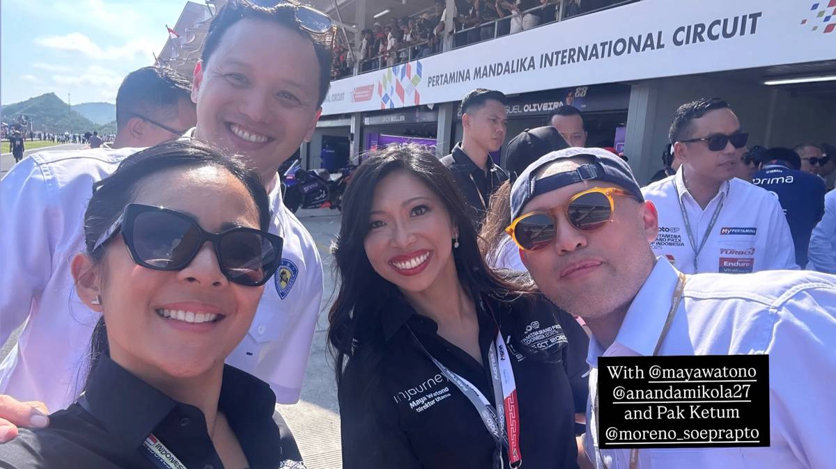 Ananda Mikola dan Moreno Soeprapto nonton MotoGP Mandalika 2025