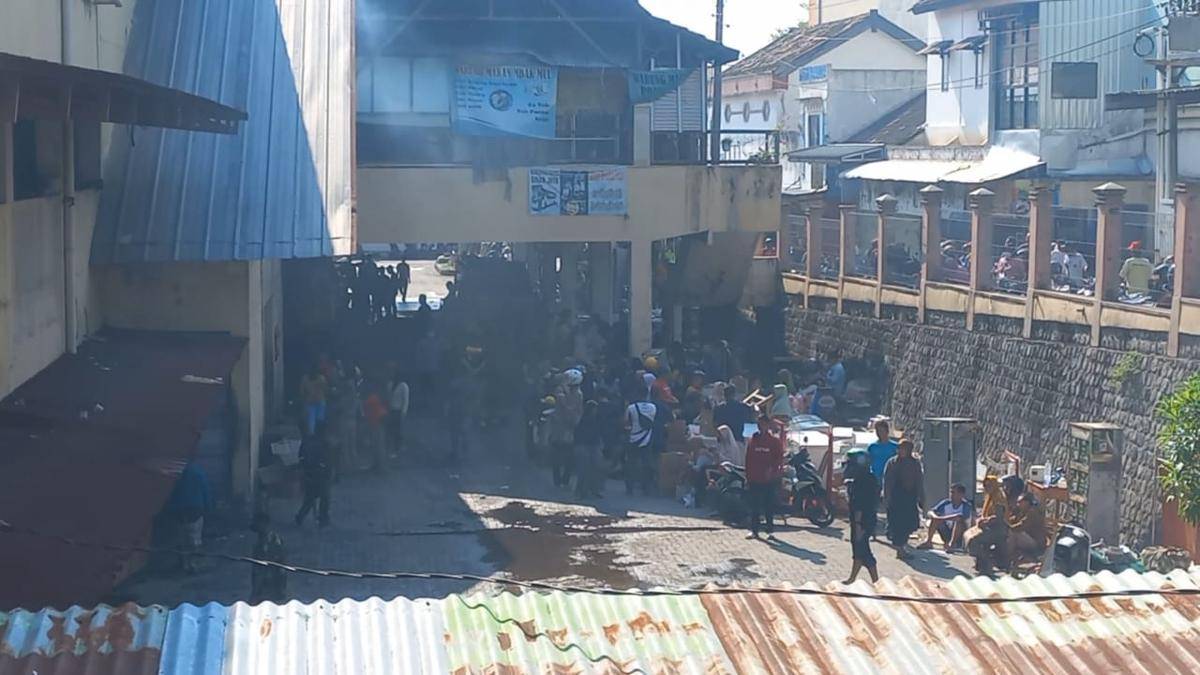 Pasar_Wonogiri.jpeg