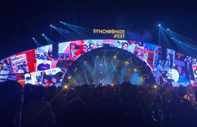 potret Superman Is Dead di Synchronize Festival 2025 hari ketiga, Minggu (5/10/2025)