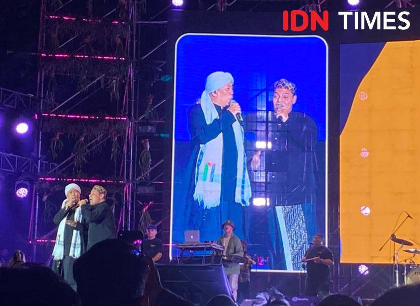 potret Haddad Alwi x Opick di Synchronize Festival 2025 hari ketiga, Minggu (5/10/2025) 