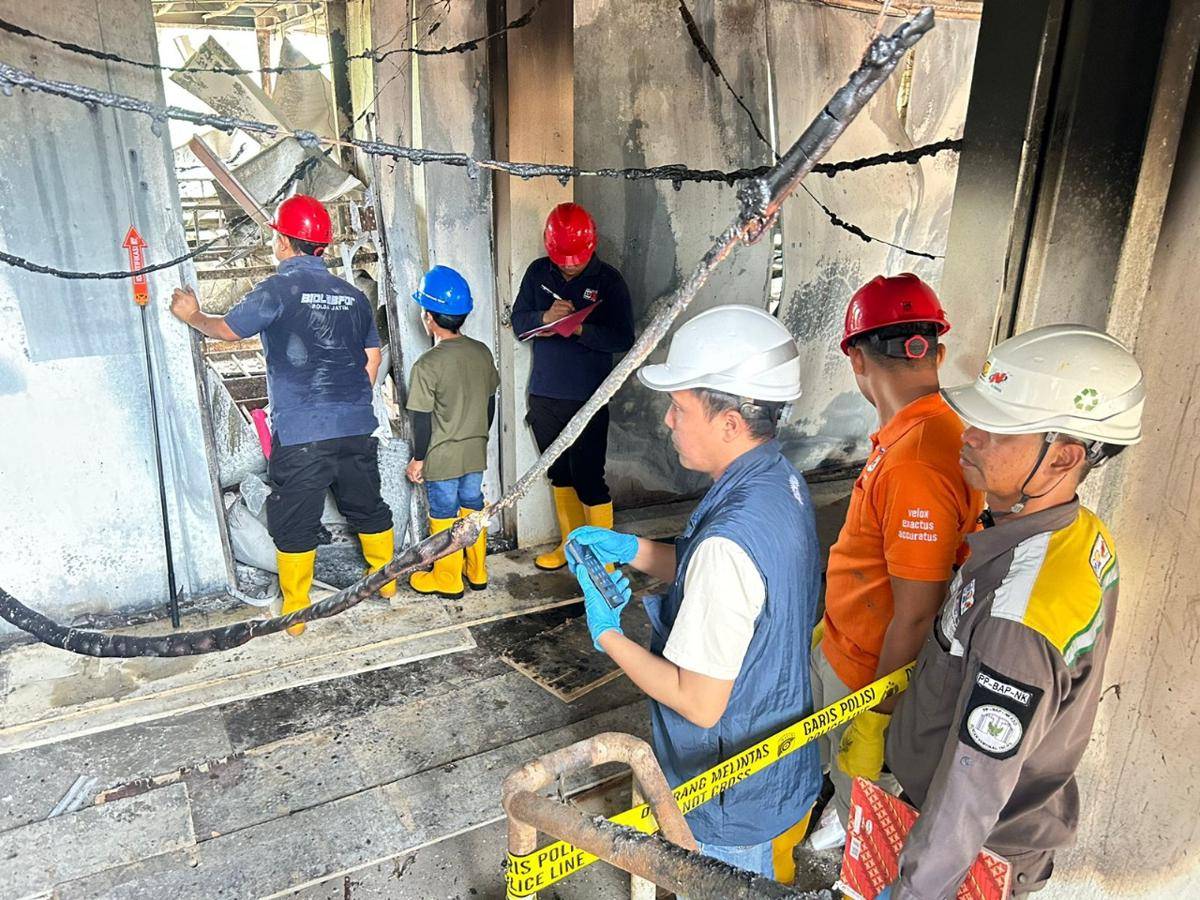Penyelidikan penyebab kebakaran di hunian pekerja IKN, Sabtu (4/10/2025). Foto istimewa