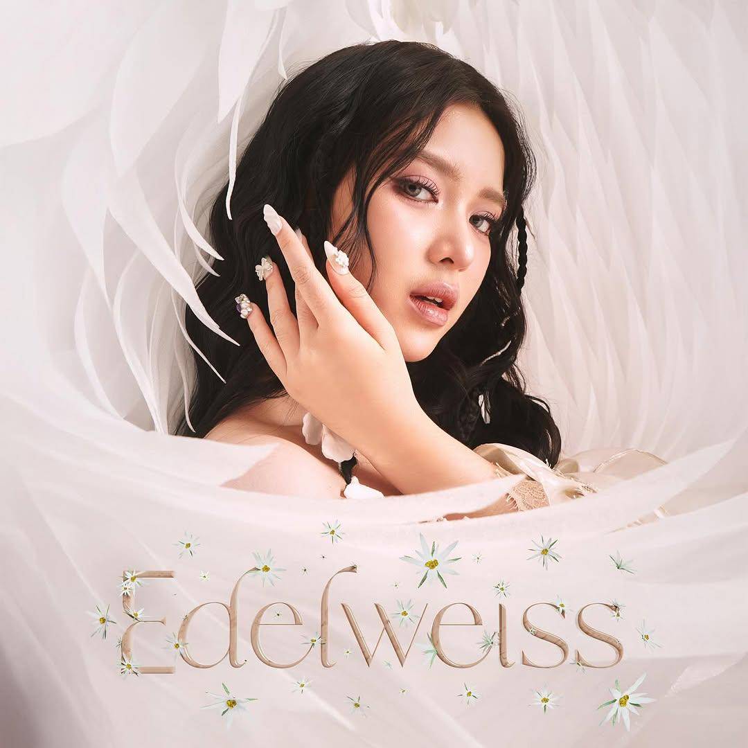 Artwork album baru Tiara Andini