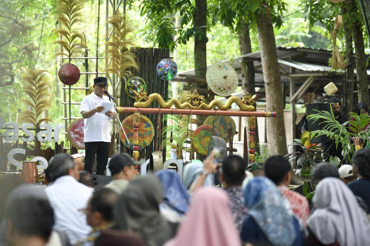 jembatan kaca tinjomoyo, wisata petualangan tinjomoyo, hutan wisata tinjomoyo