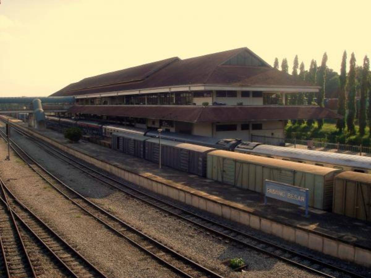 potret Stasiun Padang Besar (commons.wikimedia.org/Khoojyh)
