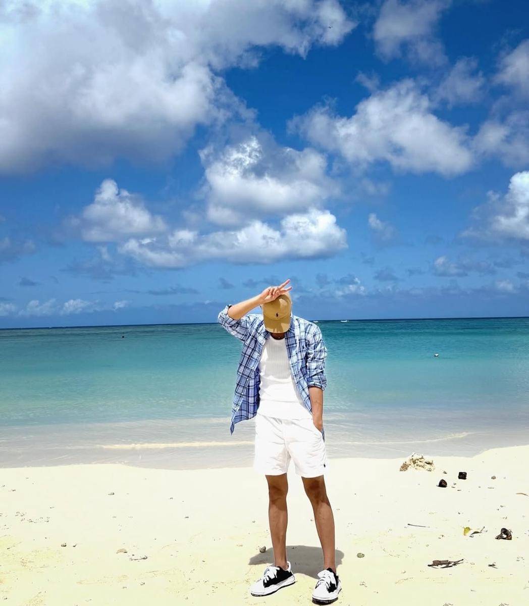 potret DK SEVENTEEN (instagram.com/dk_is_dokyeom) 
