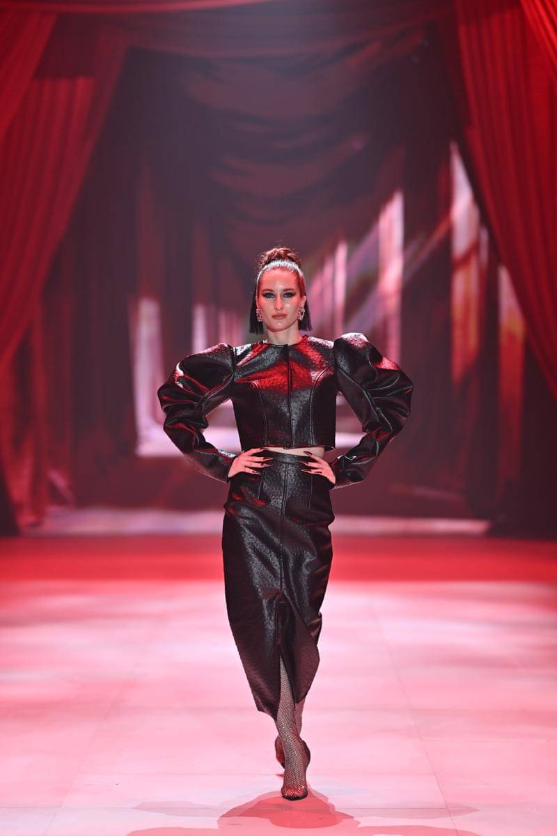 koleksi Ivan Gunawan di Plaza Indonesia Fashion Week 2025 (dok. PIFW)