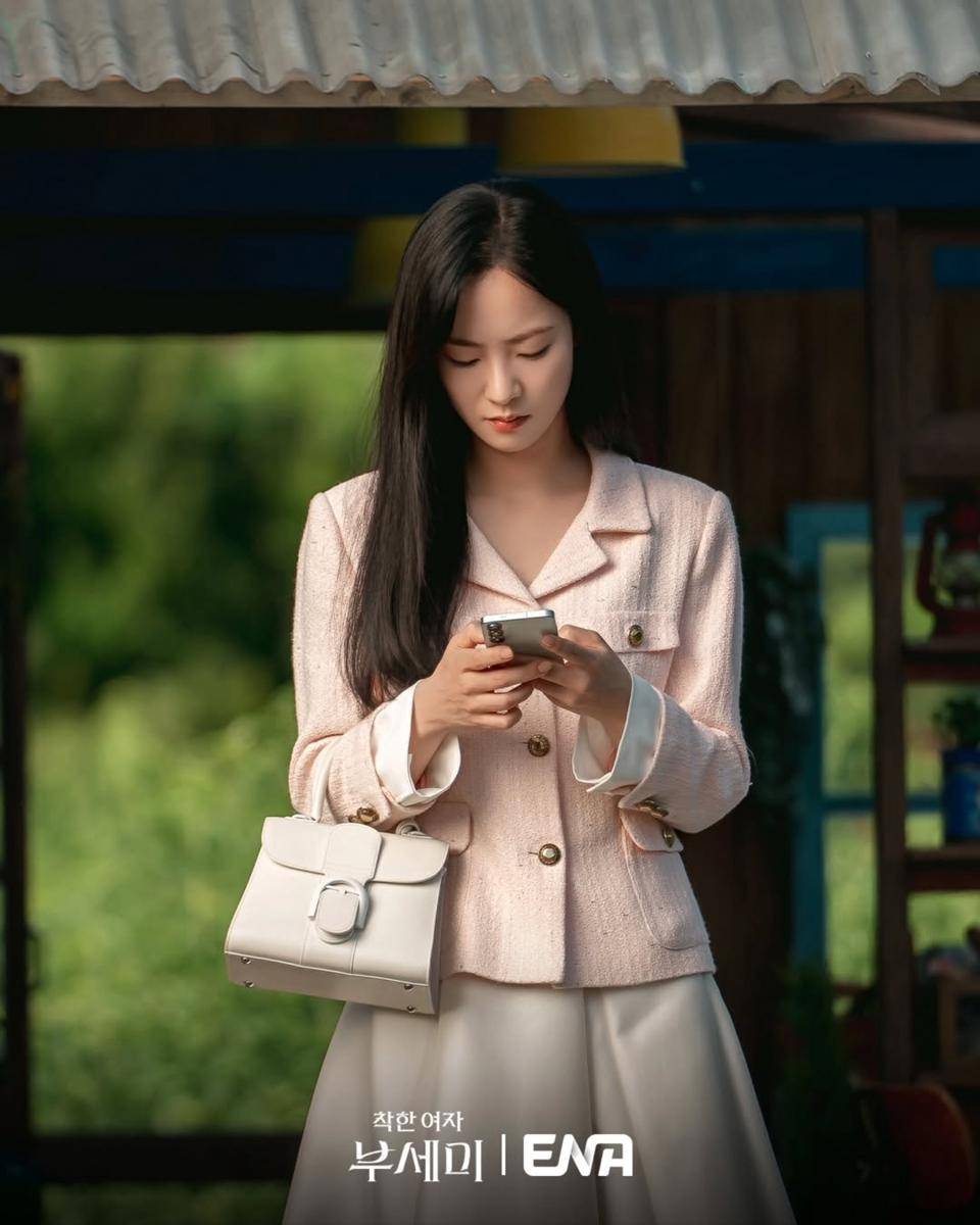 still cut drama Ms. Incognito (instagram.com/channel.ena.d)