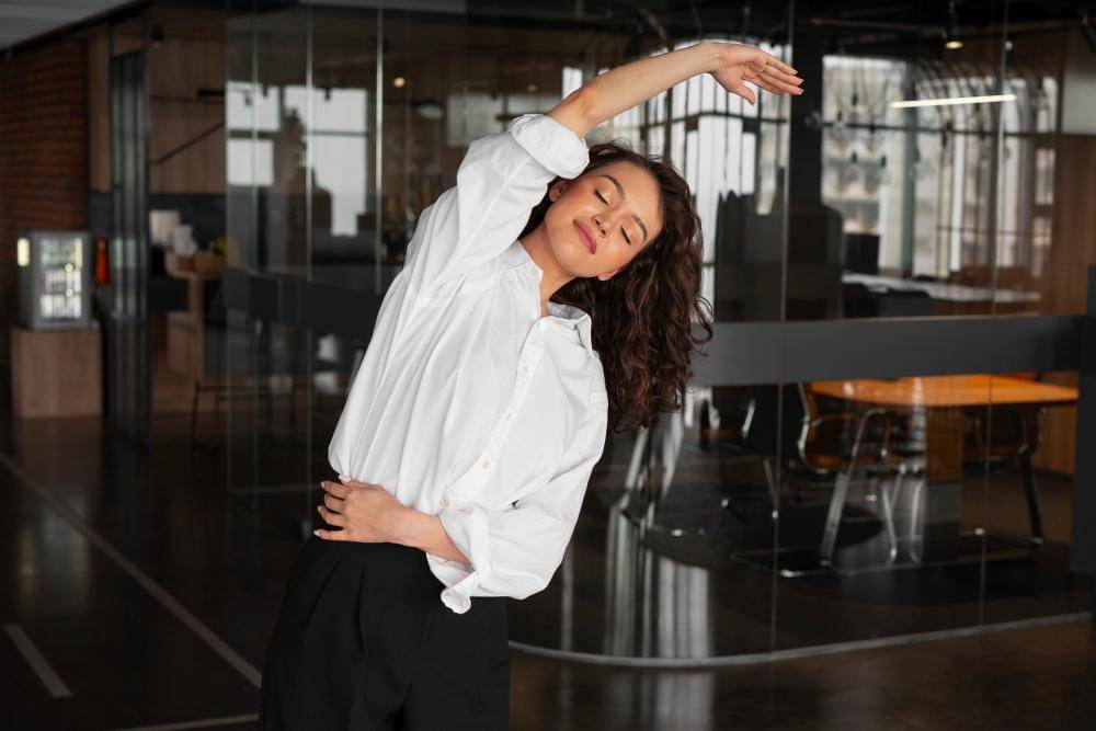 ilustrasi perempuan stretching