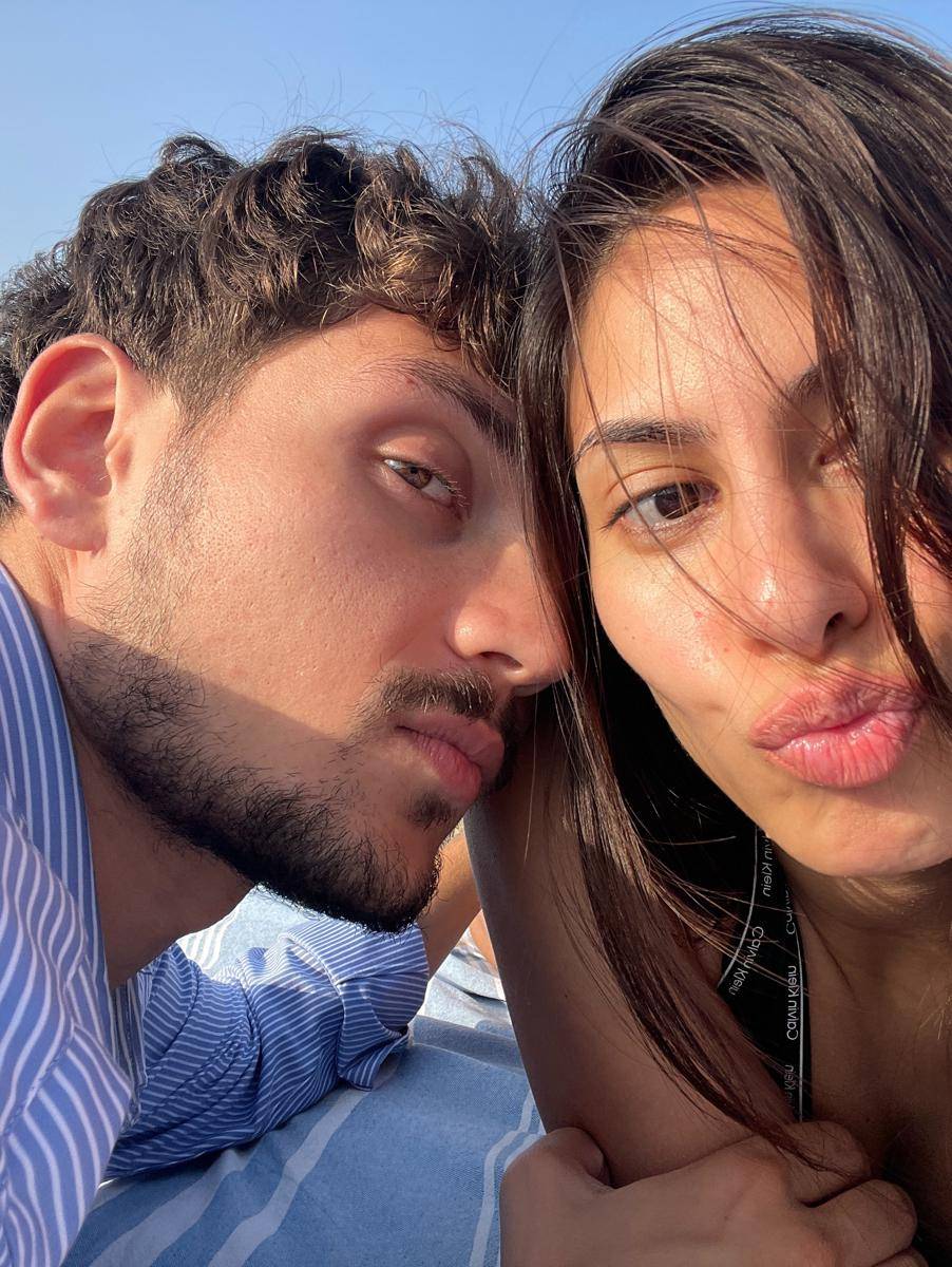 Potret mesra Valerie Thomas dan pacar
