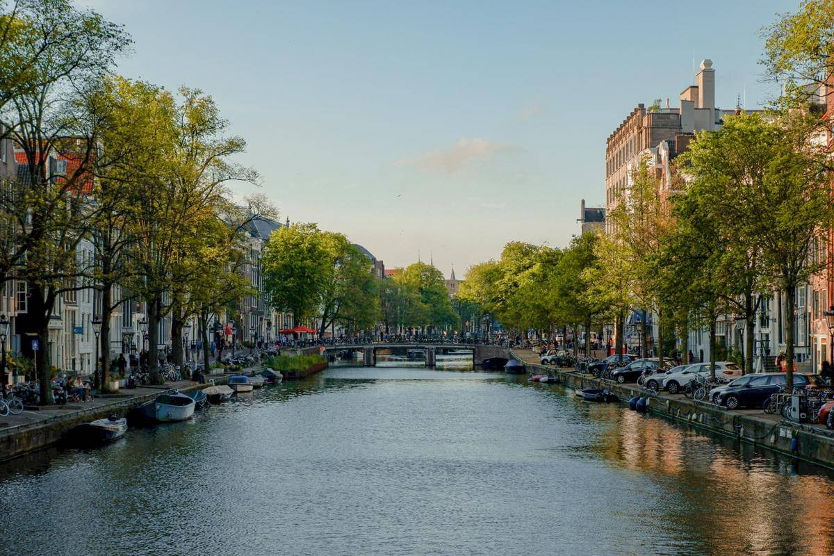 Amsterdam, Belanda (unsplash.com/dariana)