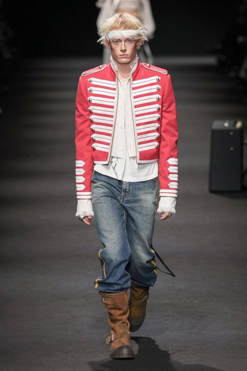 Koleksi Ann Demeulemeester S/S '26 di Paris Fashion Week (dok. Ann Demeulemeester)