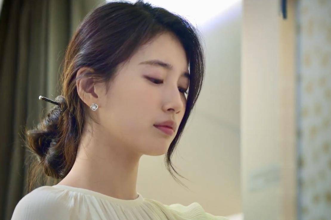 Ki Ka Young (Bae Suzy) dalam drakor Genie, Make a Wish (dok. Netflix/Genie, Make a Wish)