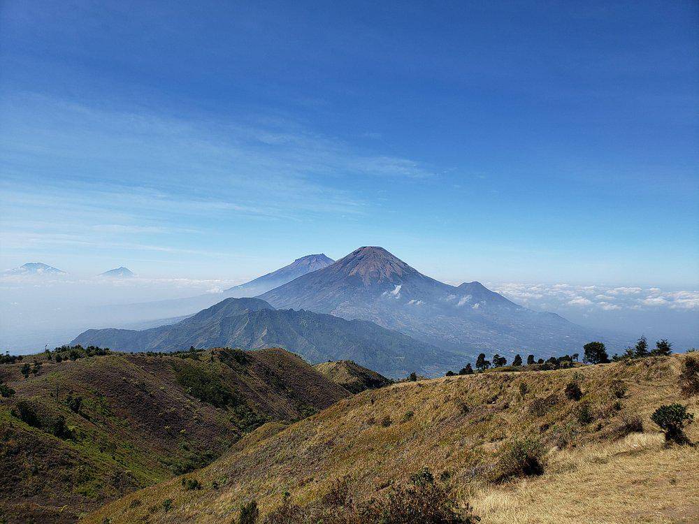 Gunung Prau (tripadvisor.com/Gunung Prau)