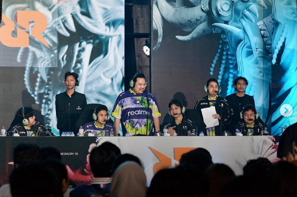 Khezcute memimpin drafting di stage