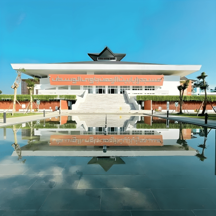 Masjid Raya Baiturrahman (instagram.com/mrb.jateng)