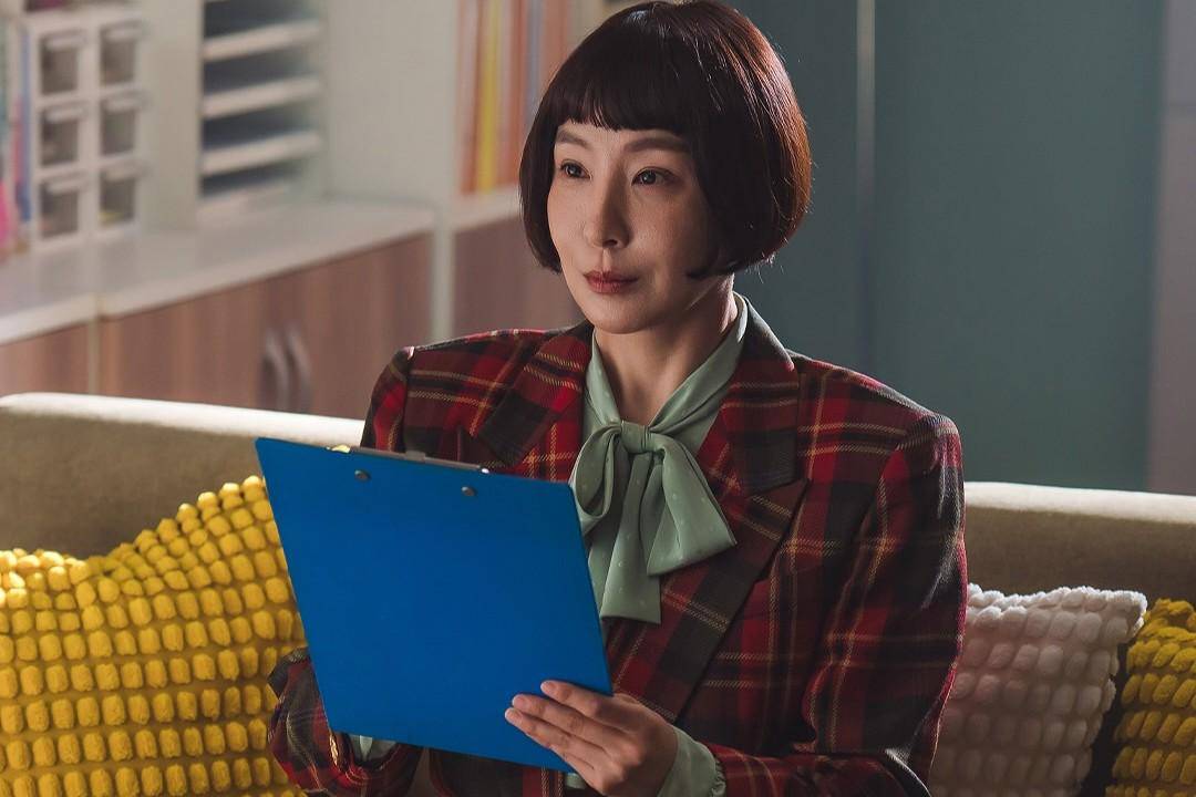still cut drakor Ms. Incognito (instagram.com/channel.ena.d)