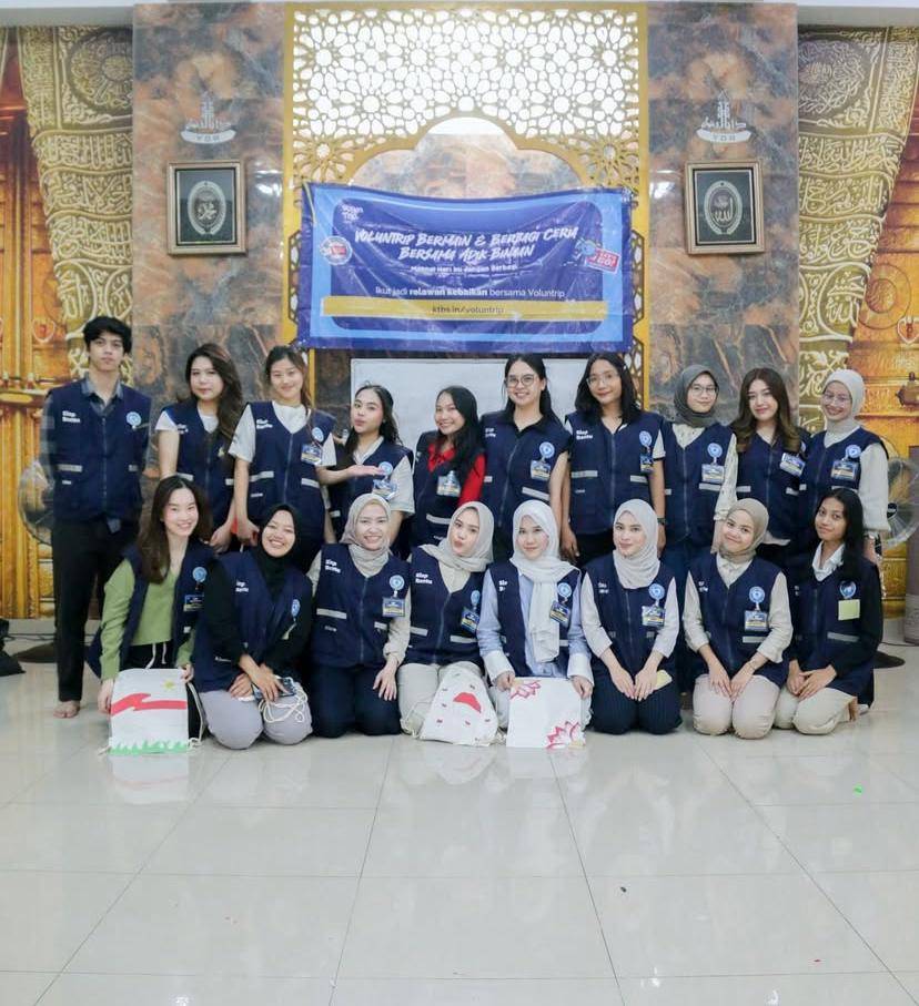 Potret El Putra Sarira saat jadi volunteer 