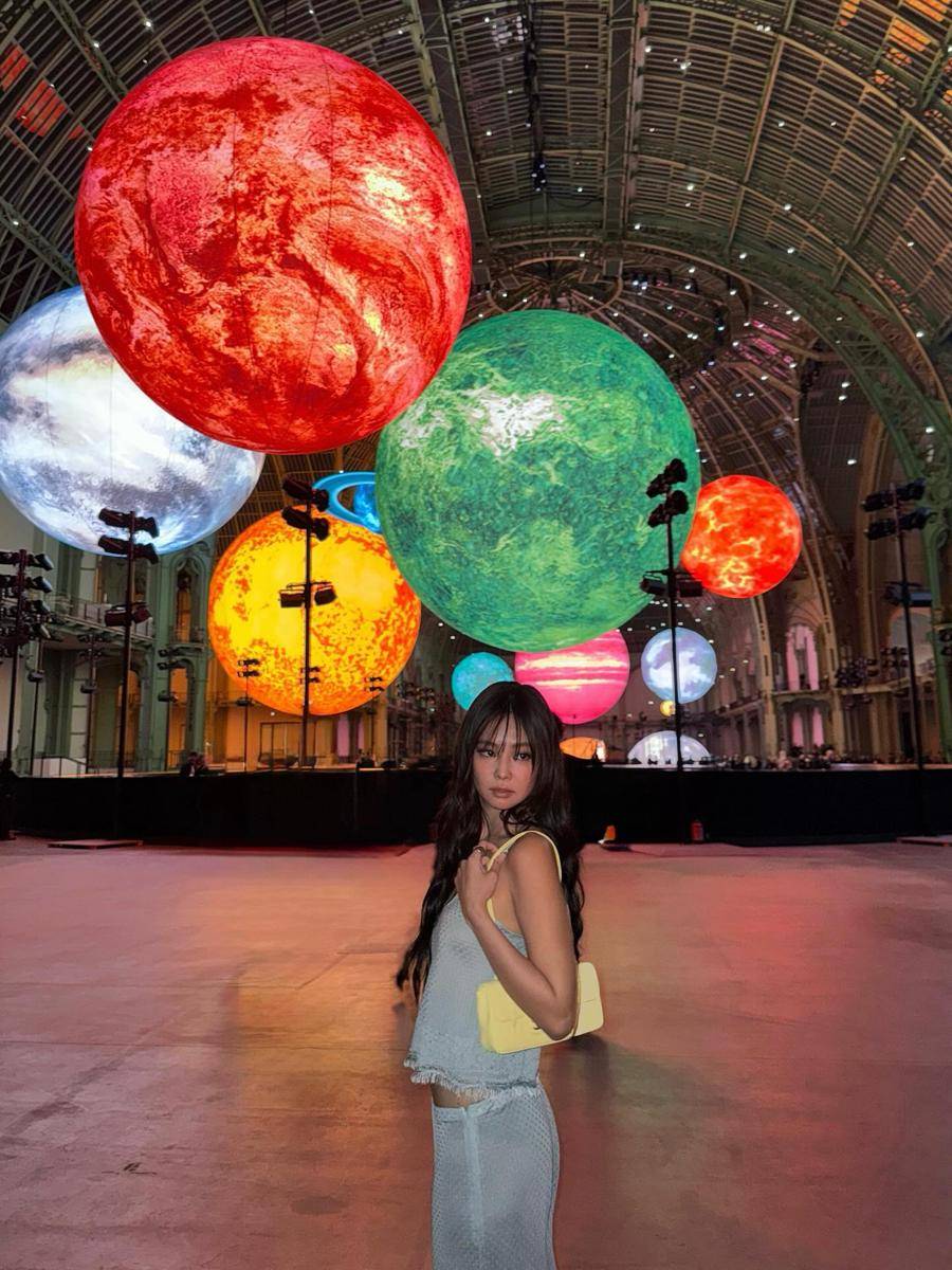 Jennie BLACKPINK di Paris Fashion Week 2025 (instagram.com/jennierubyjane)