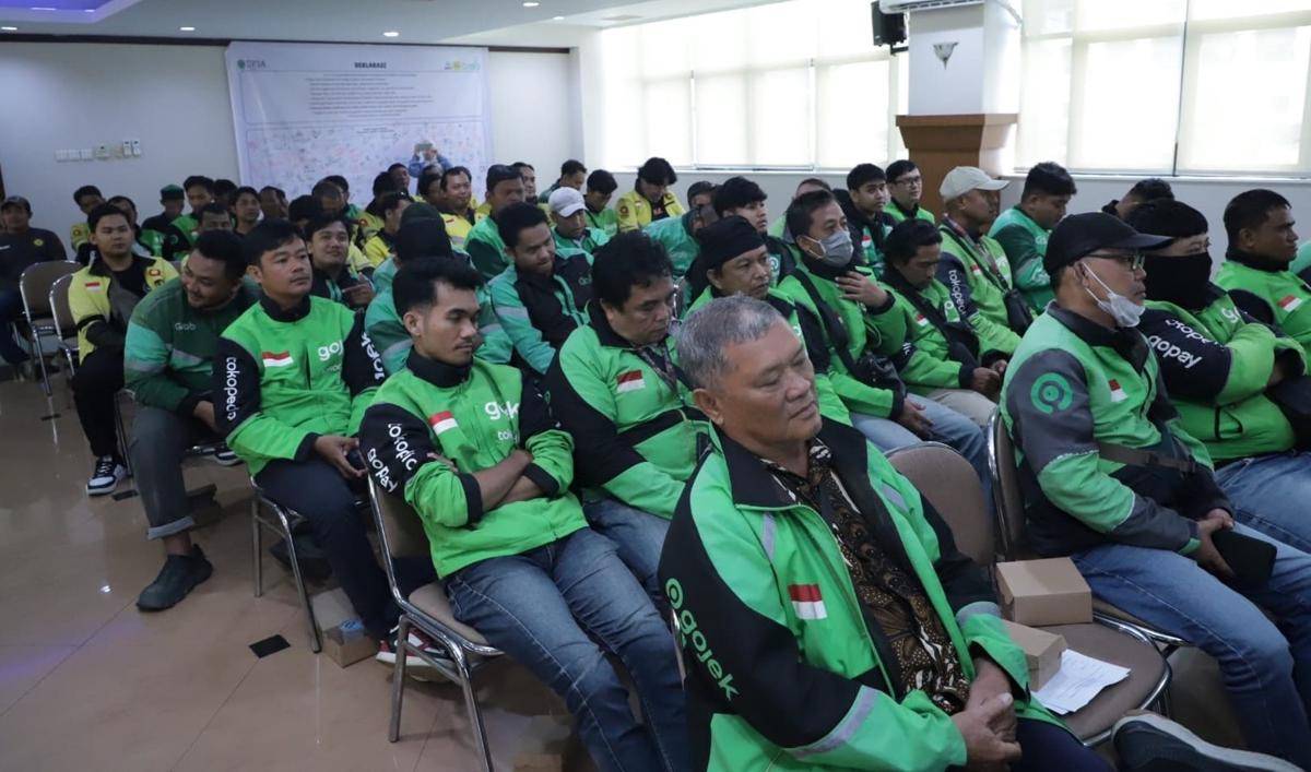DP3A Kaltim gelar pelatihan OJOL BERLIAN untuk wujudkan transportasi yang aman, ramah anak, dan bebas kekerasan.