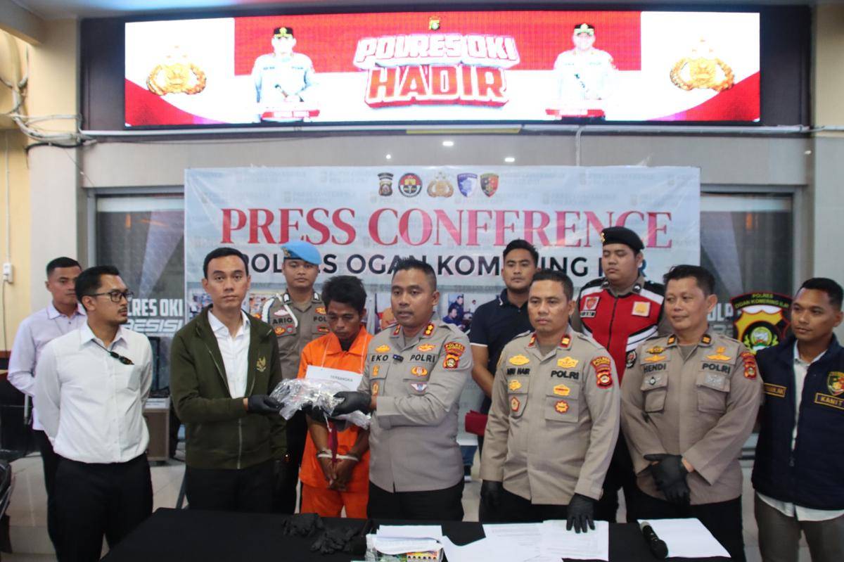 Kapolres OKI saat menggelar konferensi pers terkait aksi penembakan di Cengal. (Dok. Polres OKI)