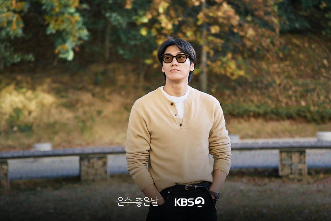 Cuplikan drama Korea Walking on Thin Ice (dok. KBS2/Walking on Thin Ice)