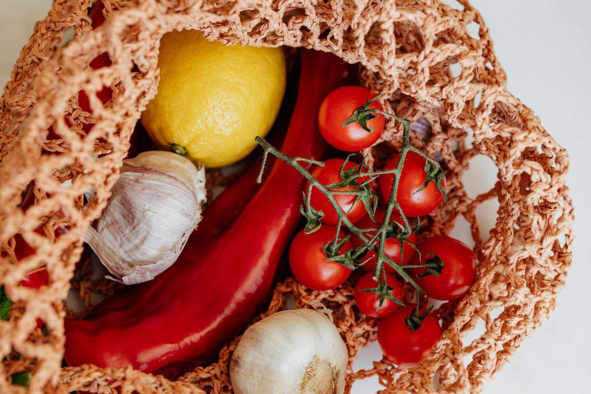 ilustrasi bahan makanan (pexels.com/Photo By: Kaboompics.com)
