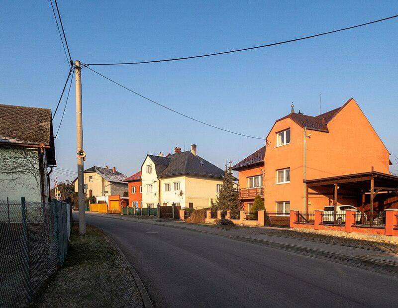 Desa Holasovice