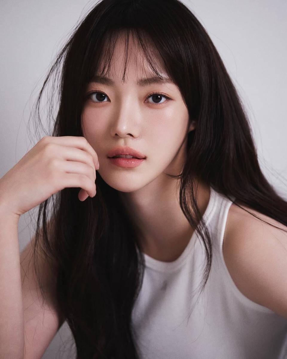 Woo Hyun Jin (instagram.com/woo_hyunjin_)