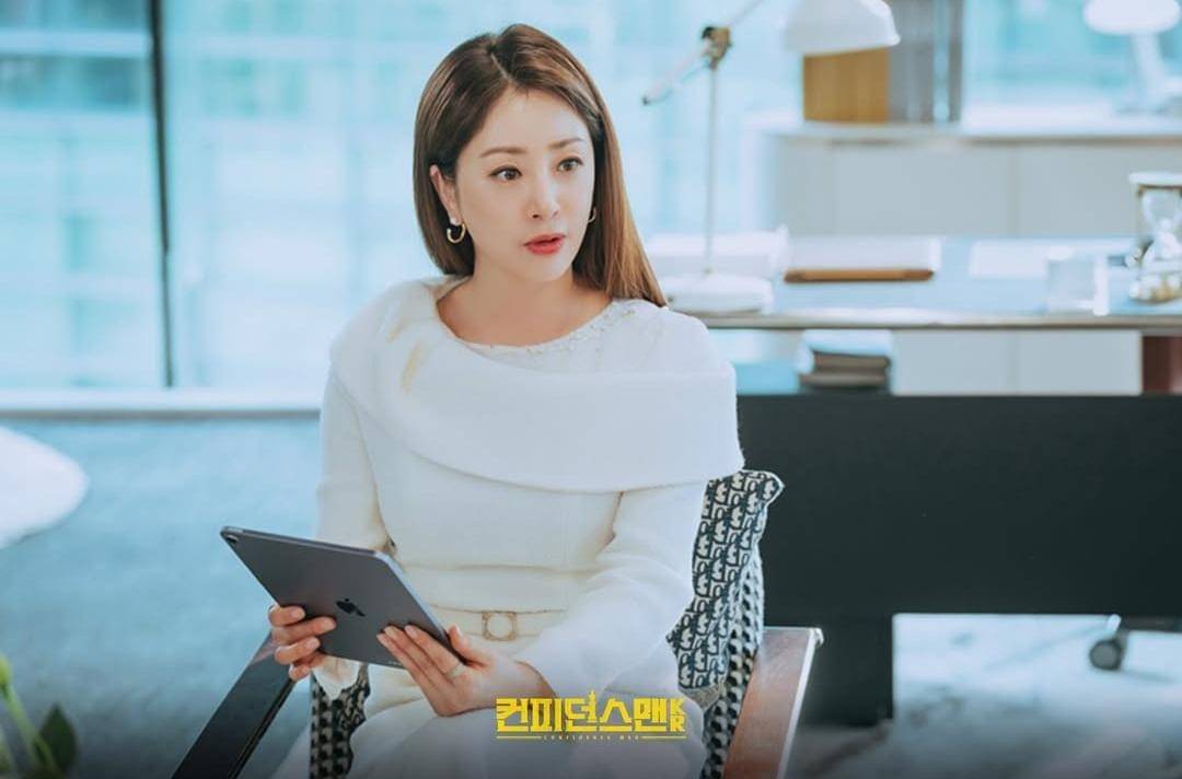 Oh Na Ra di drama Confidence Queen (instagram.com/tvchosuninsta)