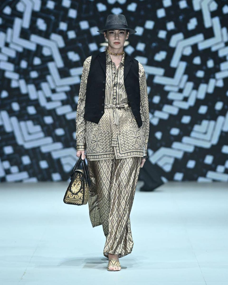 Koleksi Ghea di Plaza Indonesia Fashion Week (PIFW) 2025. (dok. PIFW)