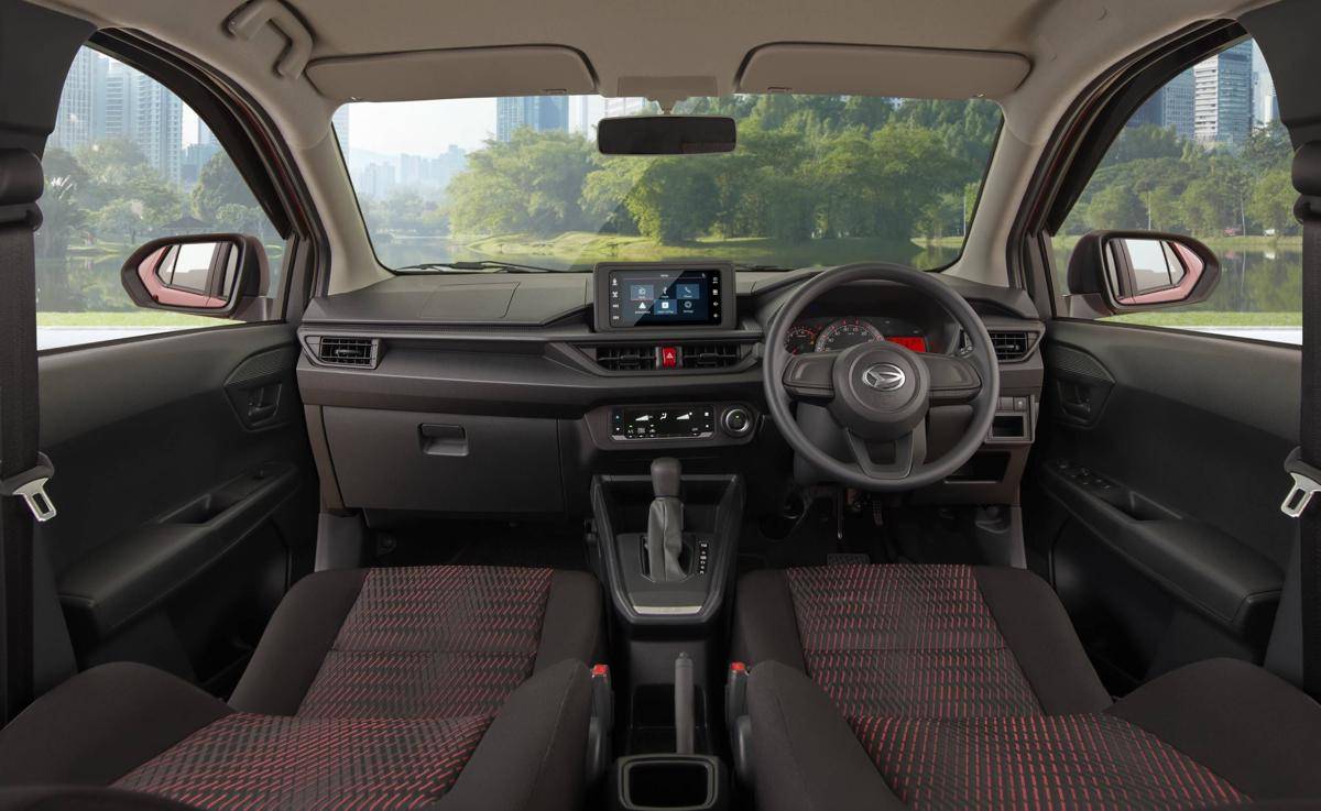 interior daihatsu ayla 