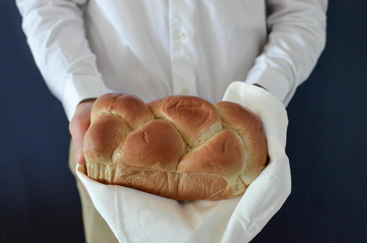 ilustrasi roti brioche 