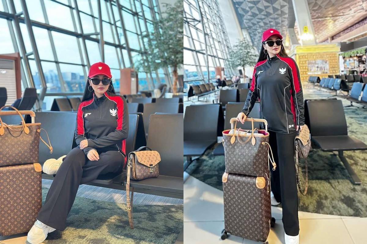 Fitri Carlina terbang ke Arab Saudi untuk mendukung timnas Indonesia.