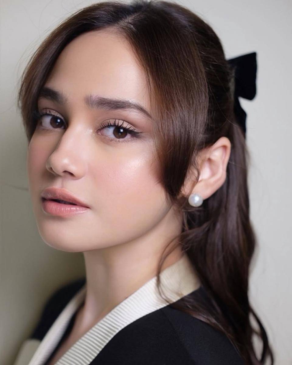 9 ide hairdo untuk kondangan ala Syifa Hadju (instagram.com/syifahadju)
