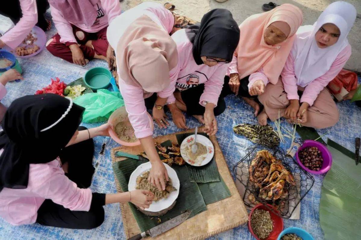 Pelatihan membuat Dayok Nabinatur masakan khas Simalungun (Dok.Istimewa)