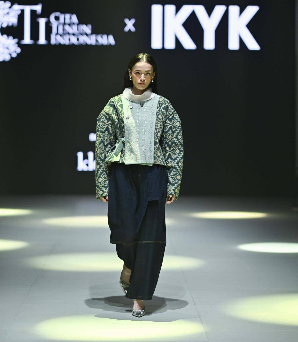 Koleksi CTI X IKYK di PIFW 2025 (dok. rilis)