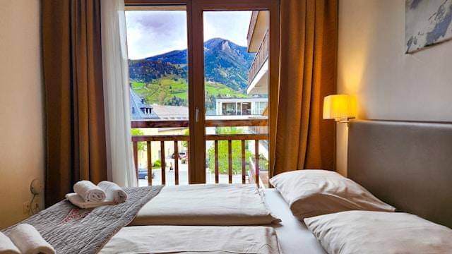 ilustrasi kamar hotel 