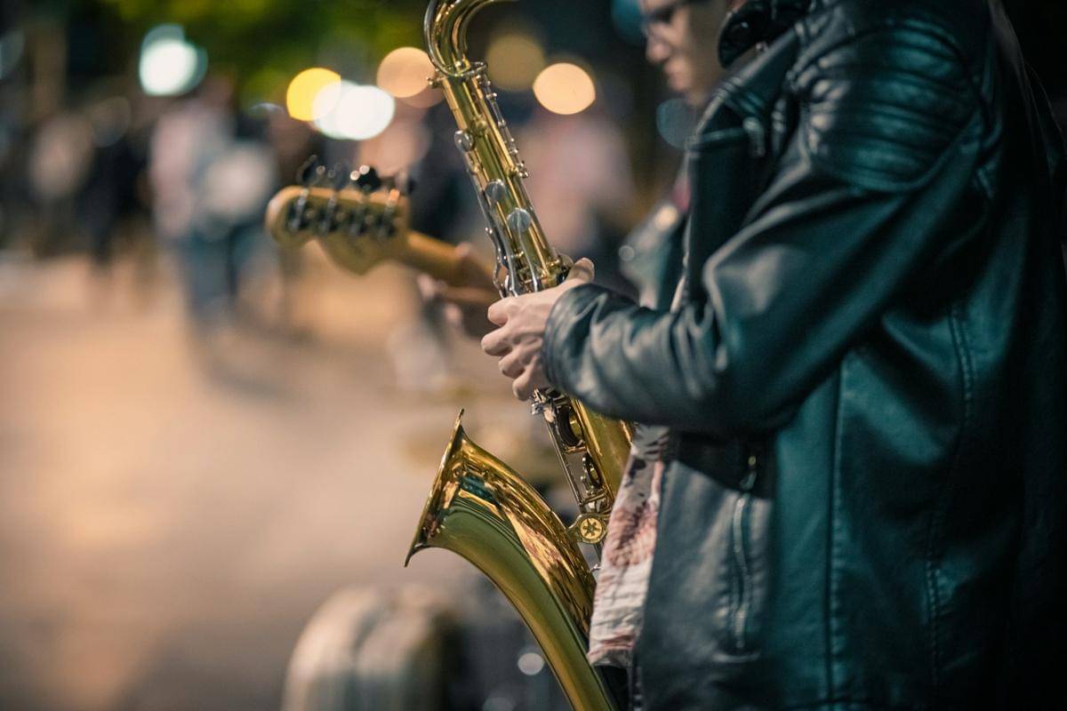 ilustrasi musik jazz (unsplash.com/Julio Lopez)
