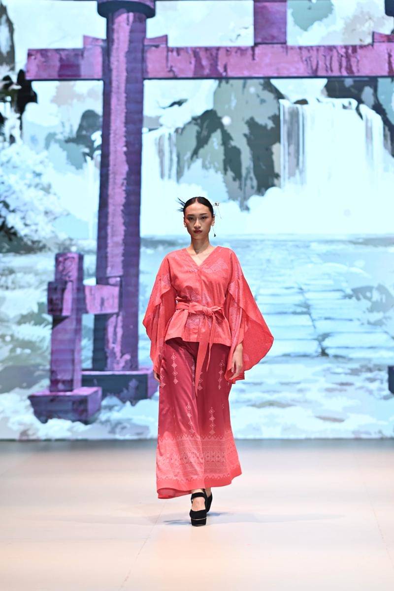 Koleksi SHIKI dari Parang Kencana di Plaza Indonesia Fashion Week (PIFW) 2025. (dok. PIFW)