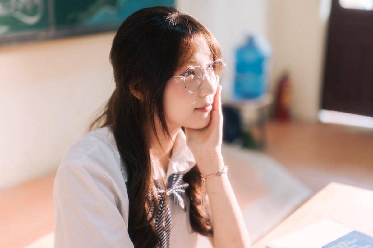 ilustrasi wanita berpikir (pexels.com/Chuot Anhls)